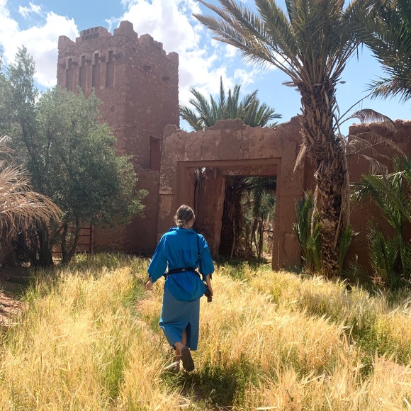 Bright blue blouse button up - medium/large - Picture 12 of 13
